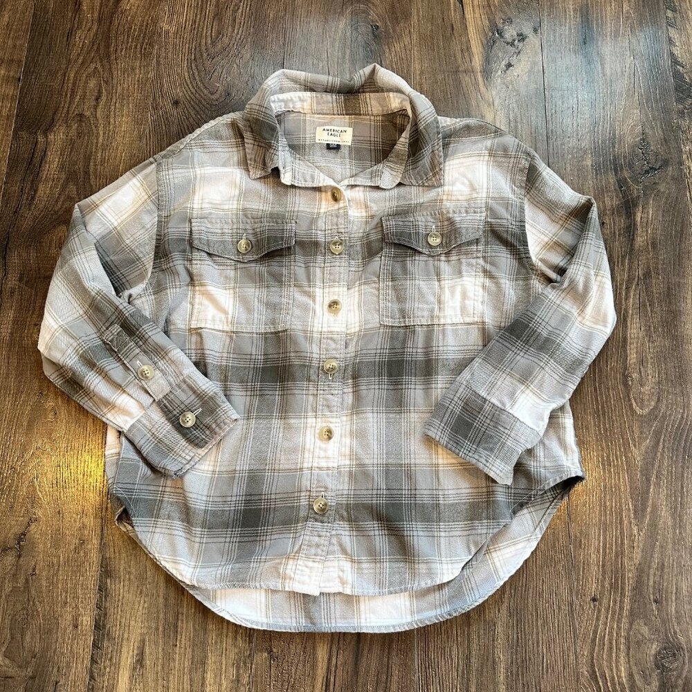 GUC Women's American Eagle Gray Plaid Oversized long sleeve button shirt Size: M